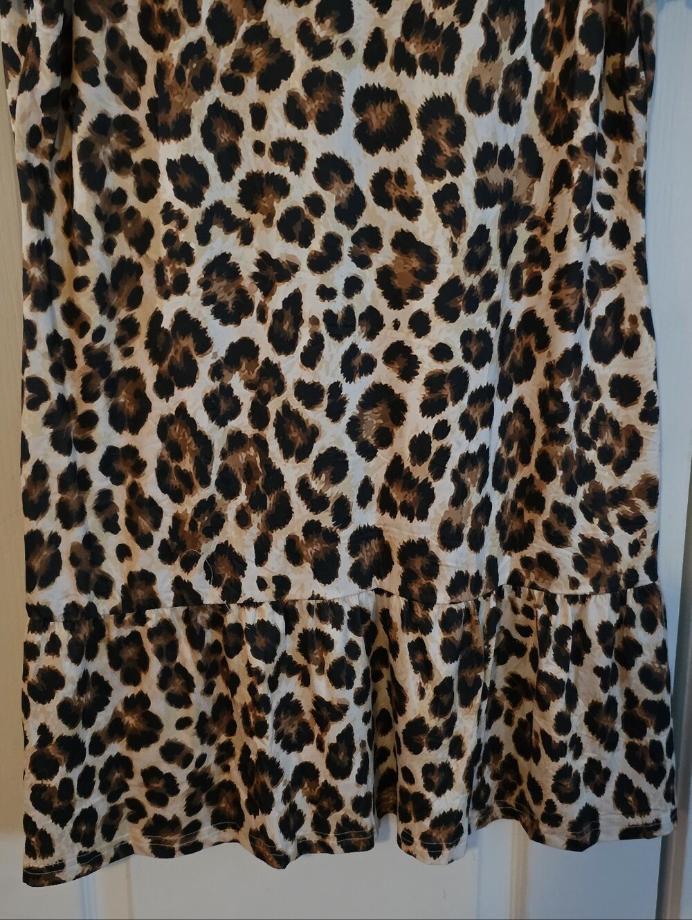 Leopard Print V-Neck Ruffled Hem Dress - Picture 4 of 7